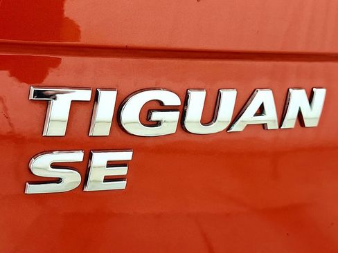 Used 2019 Volkswagen Tiguan SE FWD image 31