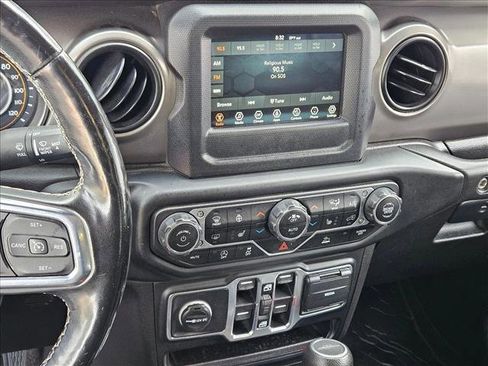 Used 2020 Jeep Gladiator Sport w/ Quick Order Package 24S image 13