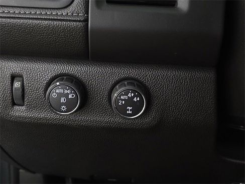 Used 2015 GMC Canyon SLT w/ Driver Alert Package image 20