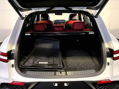 Used 2024 Genesis GV70 3.5T Sport w/ Sport Prestige Package AWD/4WD image 36