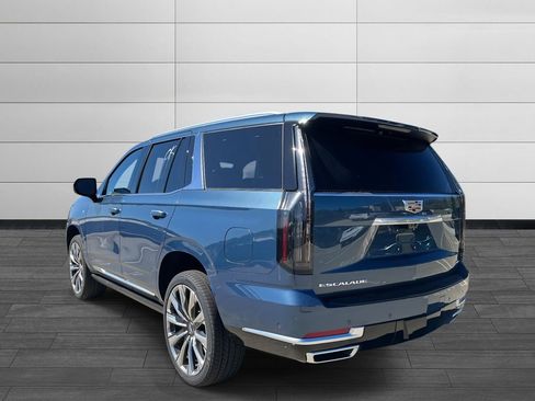 New 2026 Cadillac Escalade Luxury w/ Touring Package image 3