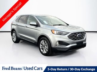 Used 2024 Ford Edge Titanium video 1