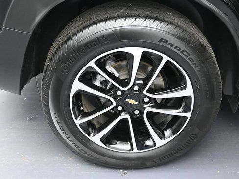 Used 2025 Chevrolet TrailBlazer LT AWD/4WD image 5