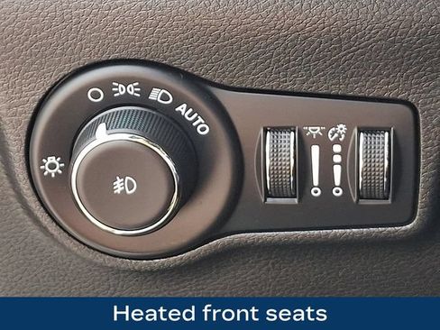 Used 2025 Jeep Compass Limited AWD/4WD image 9