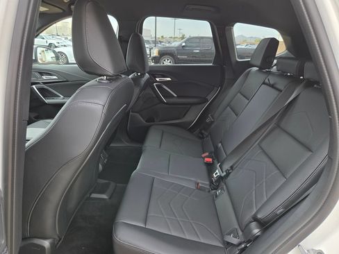 Used 2025 BMW X1 xDrive28i AWD/4WD image 6