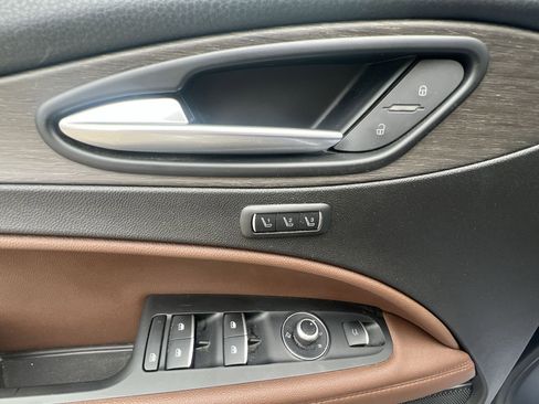 Used 2021 Alfa Romeo Stelvio Ti w/ Nero Edizione image 81