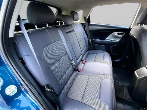 Used 2019 Kia Niro LX FWD image 19