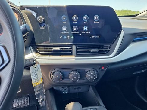 Used 2026 Chevrolet Trax LS FWD image 52