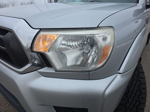 Used 2012 Toyota Tacoma 4x4 Double Cab image 33