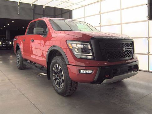 Used 2024 Nissan Titan PRO-4X w/ Off Road Protection Package image 36