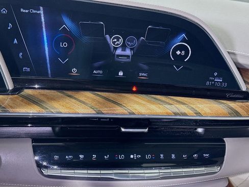 Used 2021 Cadillac Escalade Sport Platinum RWD image 14