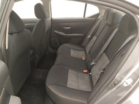 Used 2021 Nissan Sentra SR FWD image 18