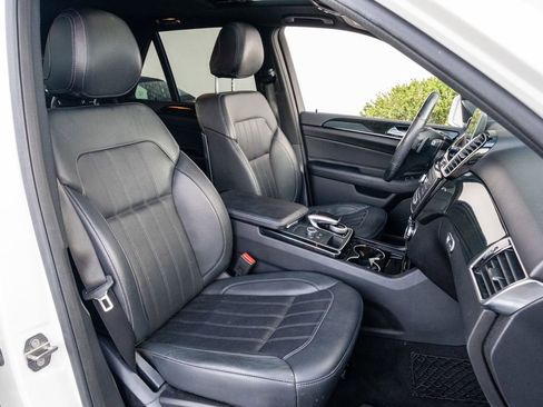 Used 2018 Mercedes-Benz GLE 350 w/ Premium 1 Package image 26