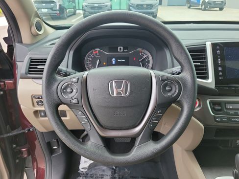 Used 2017 Honda Pilot EX image 17