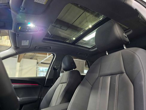 New 2025 Audi Q5 Premium image 23