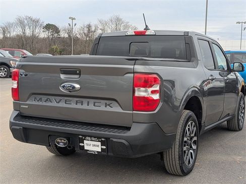 Used 2023 Ford Maverick Lariat image 3