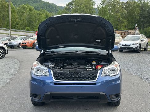 Used 2015 Subaru Forester 2.5i Premium w/ All-Weather Package AWD/4WD image 19