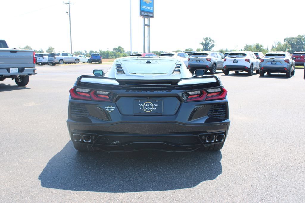 Used 2023 Chevrolet Corvette Stingray Premium Cpe w/ Z51 Performance Package RWD image 8