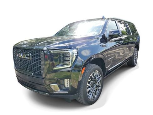 Used 2023 GMC Yukon XL Denali Ultimate AWD/4WD image 2