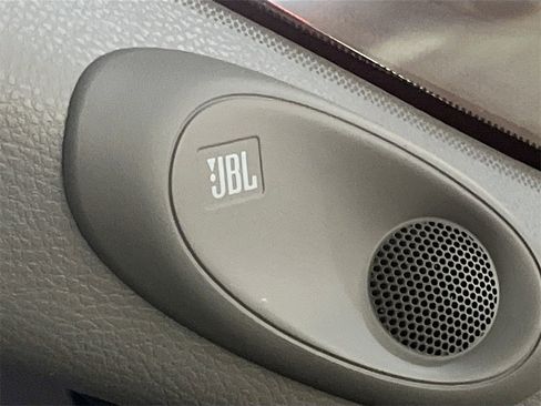 Used 2024 Toyota Camry image 19