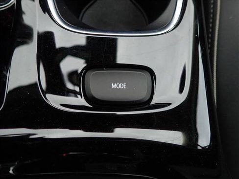 Used 2023 Buick Envision Essence AWD/4WD image 24