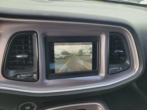 Used 2020 Dodge Challenger SXT RWD image 21