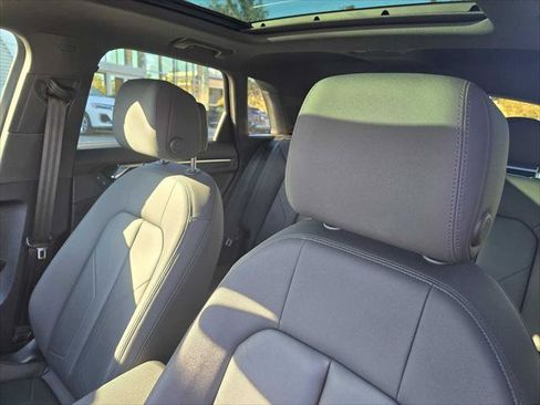 Used 2021 Audi Q3 2.0T Premium w/ Convenience Package AWD/4WD image 26