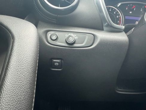 Used 2023 Chevrolet Blazer LT w/ LPO, Black Grille Bar Package image 17