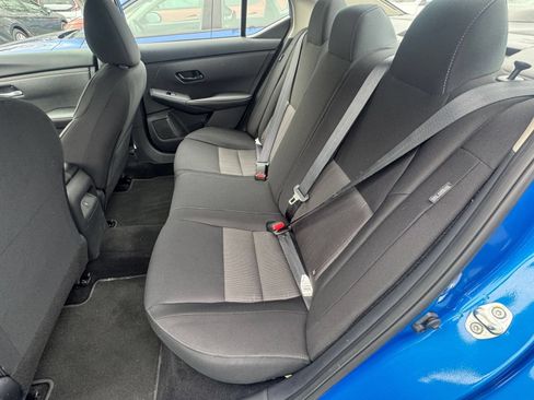 Used 2025 Nissan Sentra SV FWD image 18