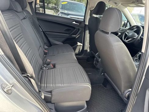 Used 2022 Volkswagen Tiguan S AWD/4WD image 9