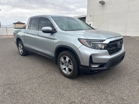 Certified 2025 Honda Ridgeline RTL image 7