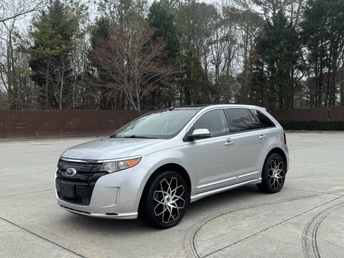 Used 2013 Ford Edge Sport w/ Driver Entry Pkg image 1