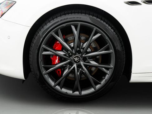 Used 2022 Maserati Ghibli Modena Q4 image 20