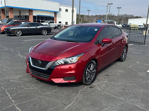 Used 2021 Nissan Versa SV image 2