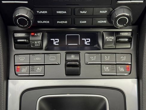 Used 2018 Porsche 718 Cayman S w/ Sport Chrono Package image 29