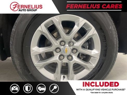 Used 2021 Chevrolet Traverse LT FWD image 55