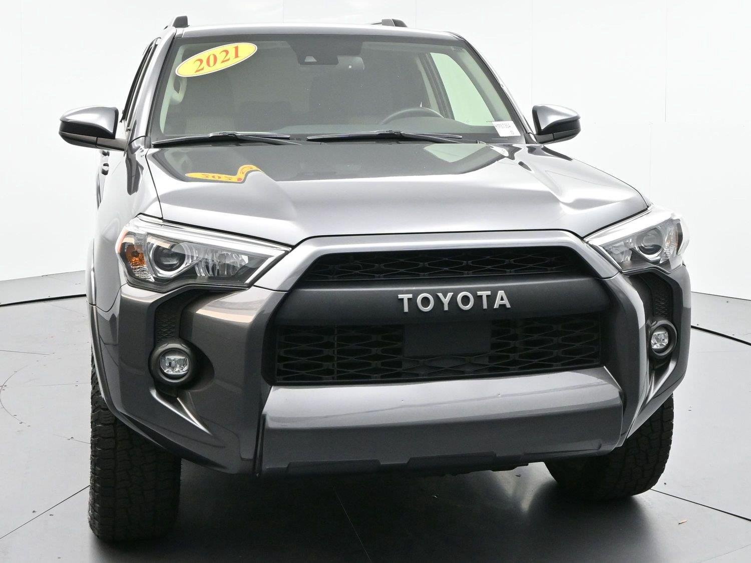 Used 2021 Toyota 4Runner SR5 RWD image 2