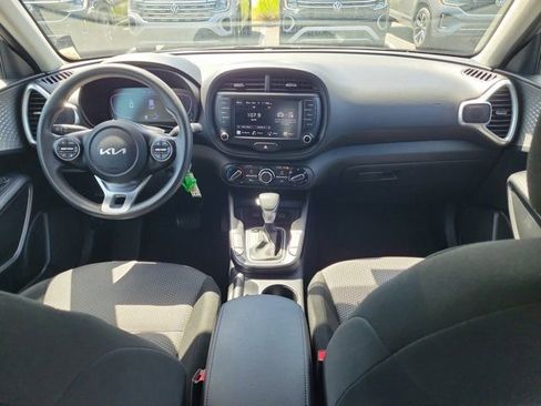 Used 2023 Kia Soul LX w/ Option Group 015 image 2