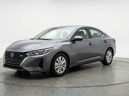 Used 2025 Nissan Sentra S FWD image 3