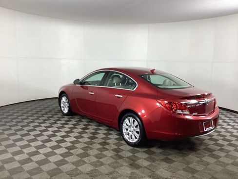 Used 2013 Buick Regal Premium image 4