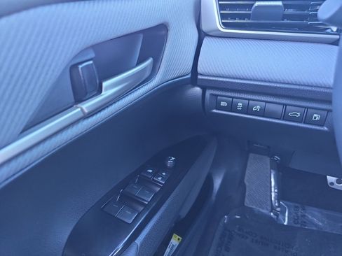 Certified 2025 Toyota Camry SE image 23