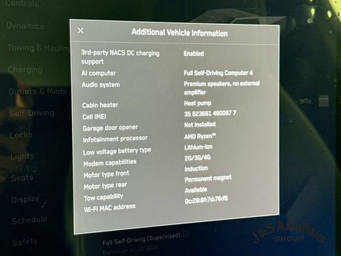 Used 2026 Tesla Cybertruck AWD Crew Cab image 18