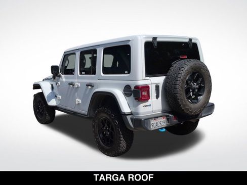 Used 2022 Jeep Wrangler Unlimited Rubicon 4xe AWD/4WD image 4