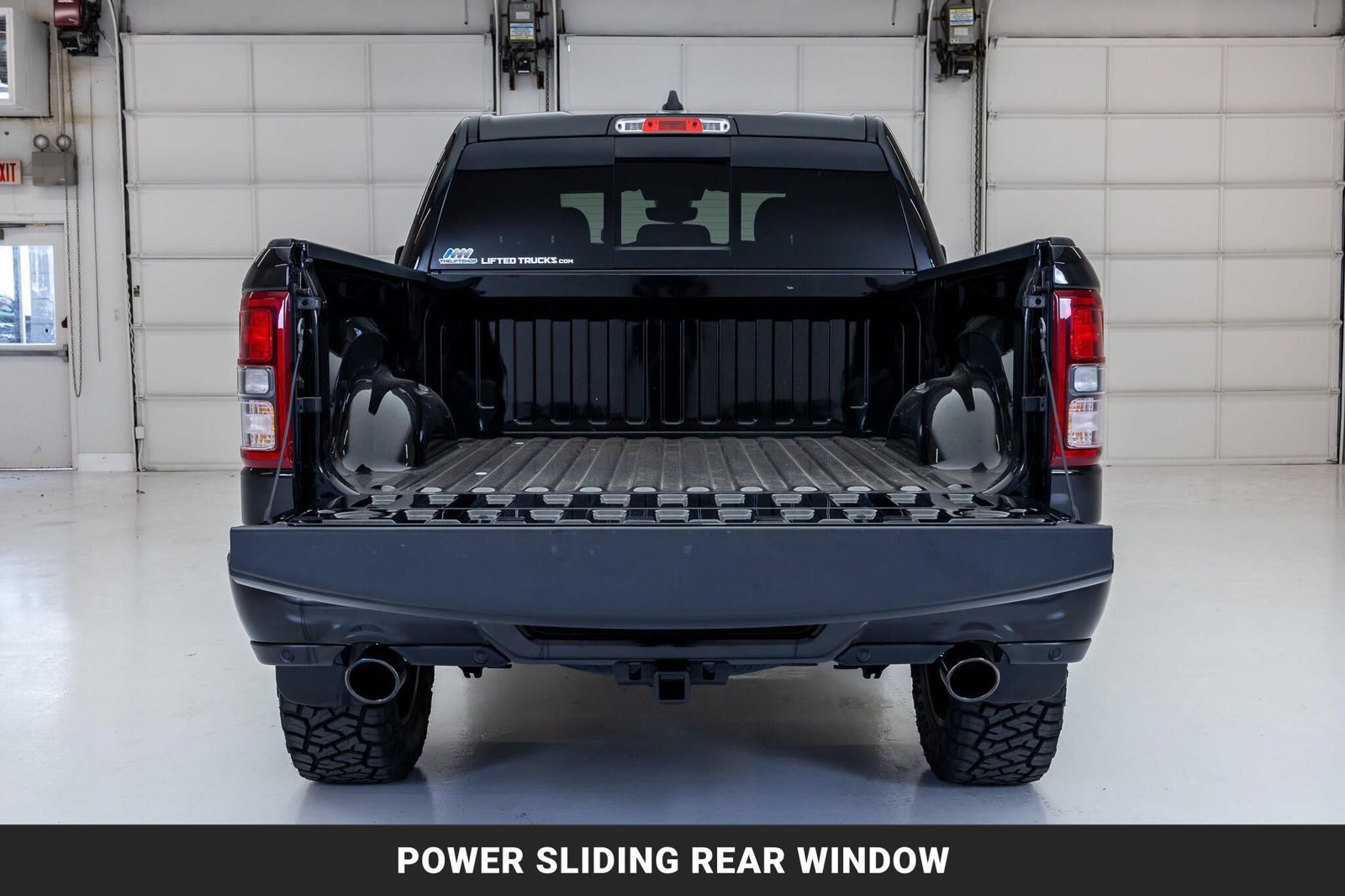 Used 2023 RAM 1500 Big Horn AWD/4WD image 9