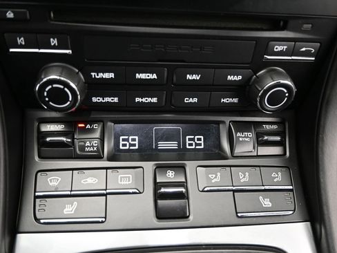 Used 2017 Porsche 911 Carrera S image 34