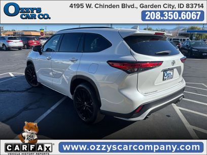 Used 2023 Toyota Highlander XSE