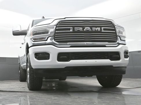 Used 2023 RAM 2500 Laramie AWD/4WD image 22