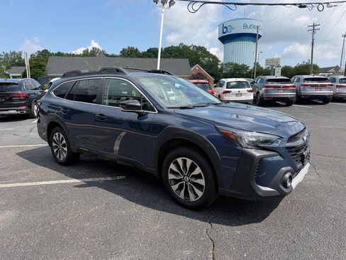 Used 2024 Subaru Outback Limited AWD/4WD image 4