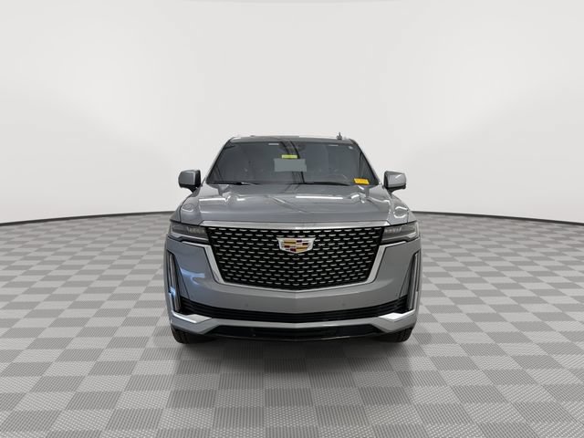 Used 2024 Cadillac Escalade Premium Luxury AWD/4WD image 3