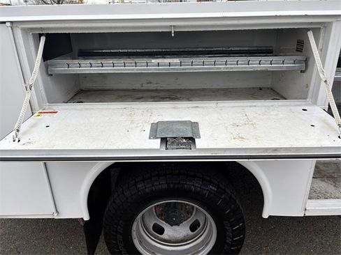 Used 2022 Ford F350 XL w/ Power Equipment Group image 35